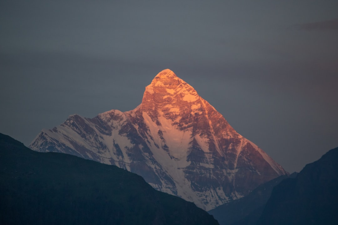 Dehradun to Chamoli Taxi