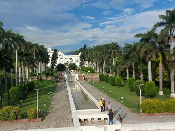 Dehradun to Chandigarh Taxi