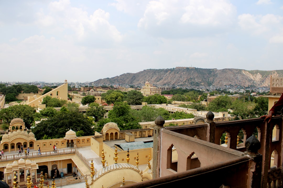 Delhi to Jaipur taxi