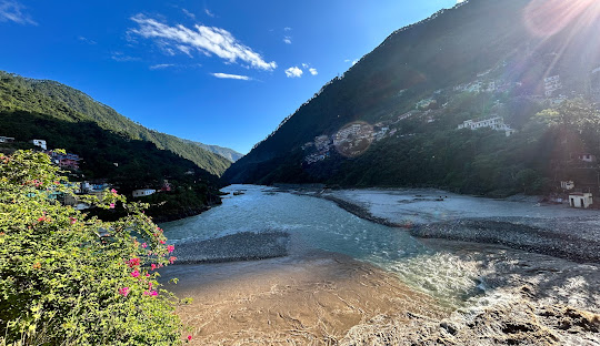 Dehradun to Karnaprayag taxi